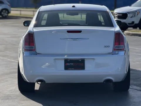 More photos of 2013 Chrysler 300 at Auto Boutique Texas, TX