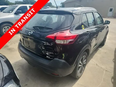 More photos of 2018 Nissan Kicks SV at Auto Boutique Texas, TX