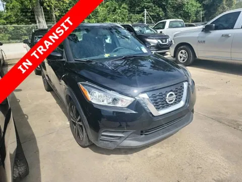 More photos of 2018 Nissan Kicks SV at Auto Boutique Texas, TX