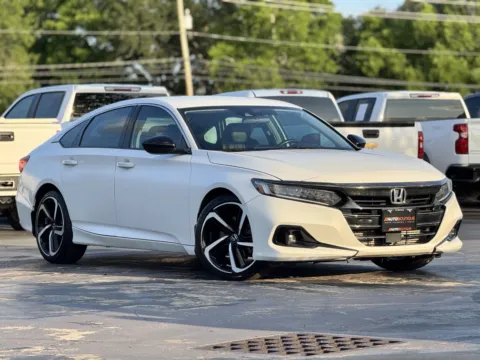 Photos of 2021 Honda Accord Sedan Sport SE for sale in Alvin, TX at Auto Boutique Texas