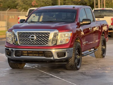 Another view of 2018 Nissan Titan SV for sale in Alvin, TX at Auto Boutique Texas