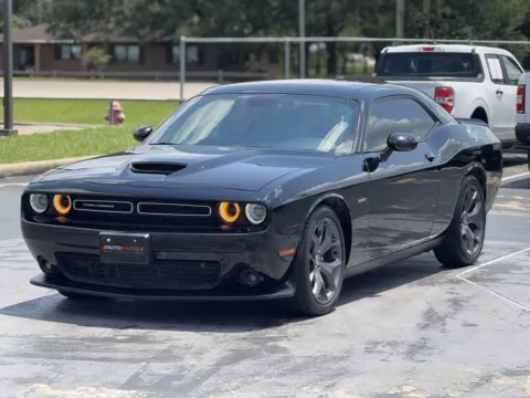 More photos of 2019 Dodge Challenger R T at Auto Boutique Texas, TX