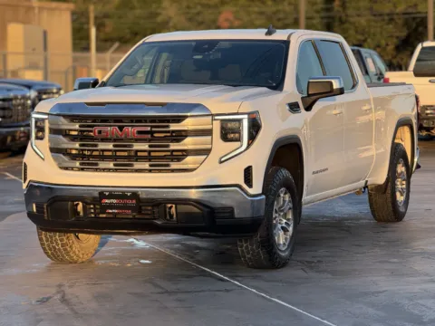 Another view of 2022 GMC Sierra 1500 SLE for sale in Alvin, TX at Auto Boutique Texas