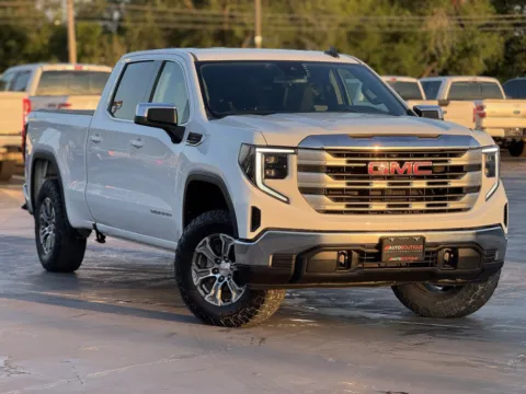 Photos of 2022 GMC Sierra 1500 SLE for sale in Alvin, TX at Auto Boutique Texas