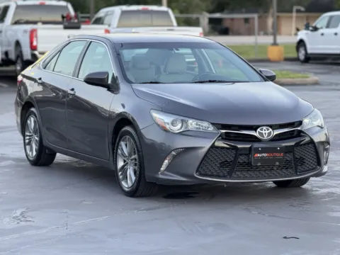 Photos of 2015 Toyota Camry SE for sale in Alvin, TX at Auto Boutique Texas