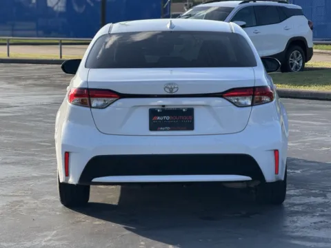 More photos of 2021 Toyota Corolla LE at Auto Boutique Texas, TX