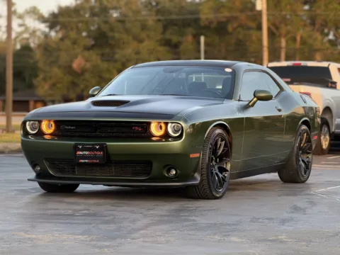 Another view of 2019 Dodge Challenger R T for sale in Alvin, TX at Auto Boutique Texas