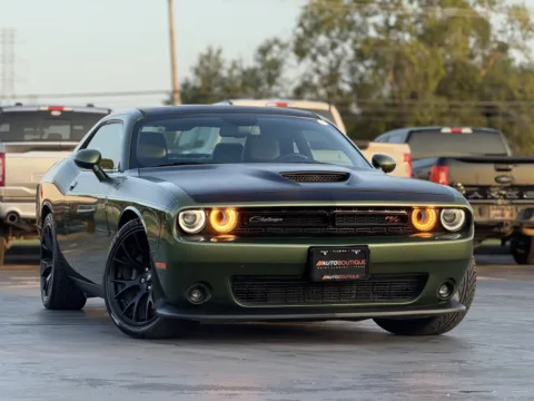 Photos of 2019 Dodge Challenger R T for sale in Alvin, TX at Auto Boutique Texas