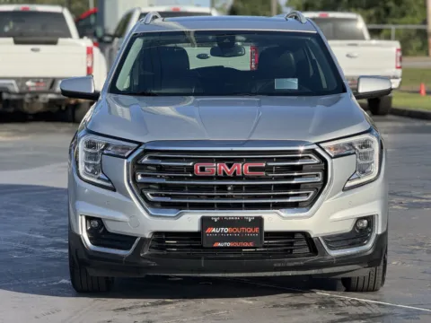 More photos of 2022 GMC Terrain SLT at Auto Boutique Texas, TX