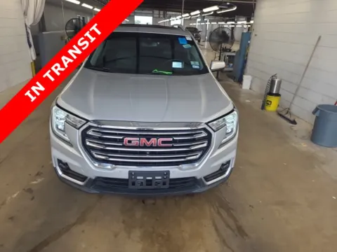 Another view of 2022 GMC Terrain SLT for sale in Alvin, TX at Auto Boutique Texas