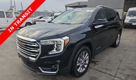 Black 2023 GMC Terrain SLT for sale in Alvin, TX