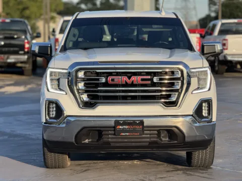 More photos of 2022 GMC Sierra 1500 Limited SLT at Auto Boutique Texas, TX