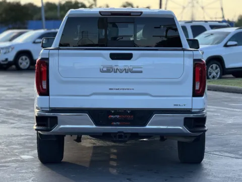 More photos of 2022 GMC Sierra 1500 Limited SLT at Auto Boutique Texas, TX