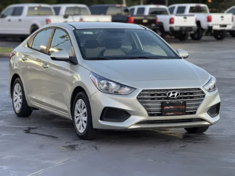 Photos of 2019 Hyundai Accent SE for sale in Alvin, TX at Auto Boutique Texas