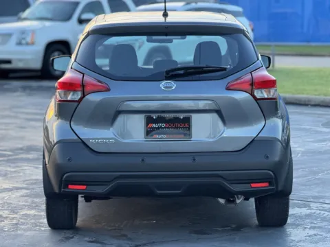 More photos of 2020 Nissan Kicks S at Auto Boutique Texas, TX