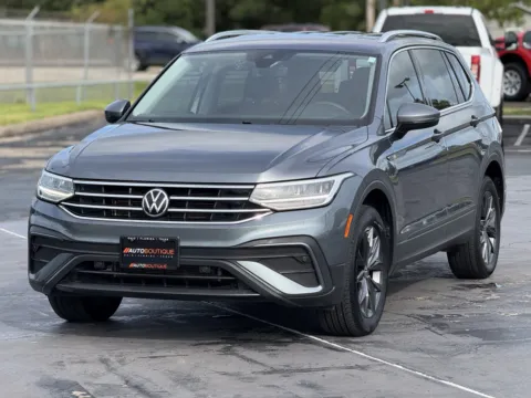 Another view of 2022 Volkswagen Tiguan SE for sale in Alvin, TX at Auto Boutique Texas