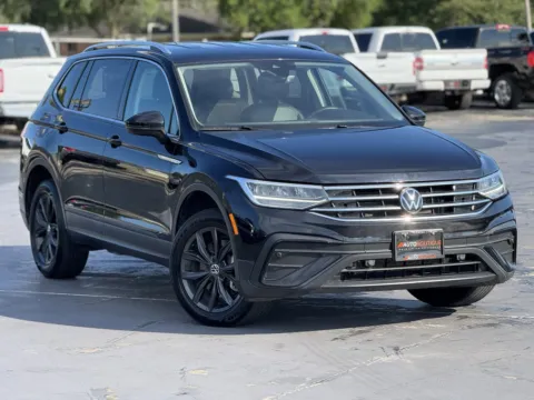 Photos of 2024 Volkswagen Tiguan SE for sale in Alvin, TX at Auto Boutique Texas