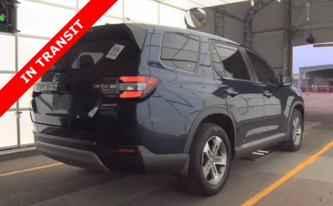 More photos of 2024 Honda Pilot EX-L 8 Passenger at Auto Boutique Texas, TX