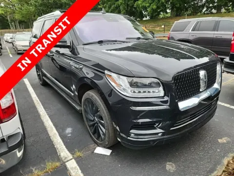 Another view of 2020 Lincoln Navigator L Reserve for sale in Alvin, TX at Auto Boutique Texas