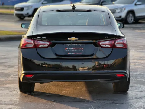 More photos of 2021 Chevrolet Malibu LT at Auto Boutique Texas, TX