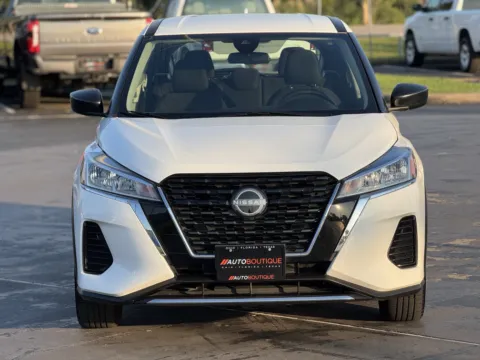 More photos of 2023 Nissan Kicks S at Auto Boutique Texas, TX