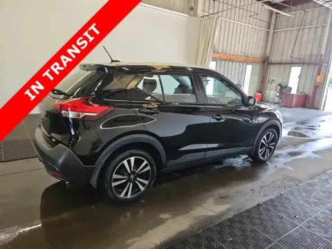 More photos of 2018 Nissan Kicks SV at Auto Boutique Texas, TX