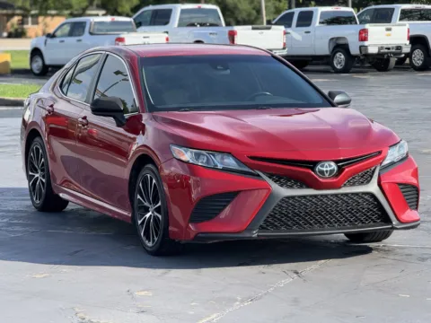 Photos of 2019 Toyota Camry SE for sale in Alvin, TX at Auto Boutique Texas