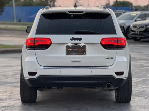 More photos of 2016 Jeep Grand Cherokee Limited at Auto Boutique Texas, TX
