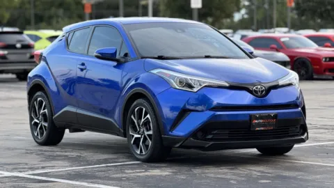 Blue 2018 Toyota C-HR XLE for sale in Alvin, TX