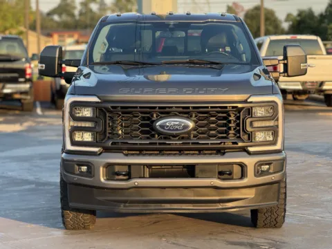 More photos of 2023 Ford Super Duty F-350 SRW LARIAT at Auto Boutique Texas, TX