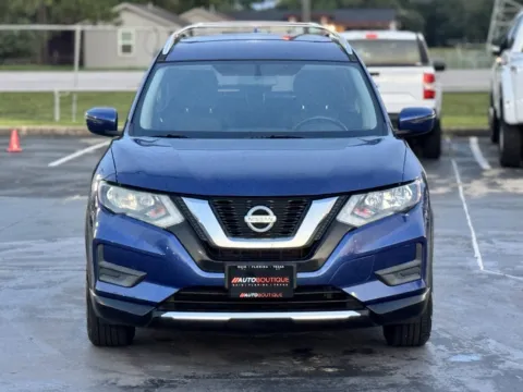 Another view of 2017 Nissan Rogue SV for sale in Alvin, TX at Auto Boutique Texas