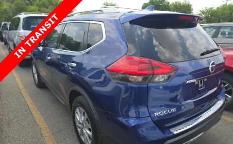More photos of 2017 Nissan Rogue SV at Auto Boutique Texas, TX