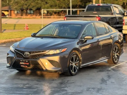 More photos of 2019 Toyota Camry SE at Auto Boutique Texas, TX