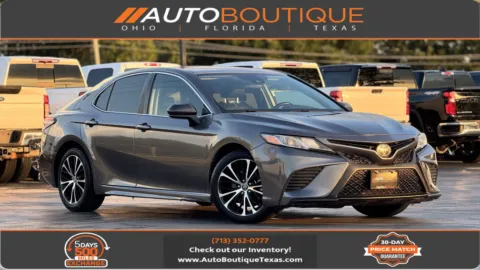 Gray 2019 Toyota Camry SE for sale in Alvin, TX
