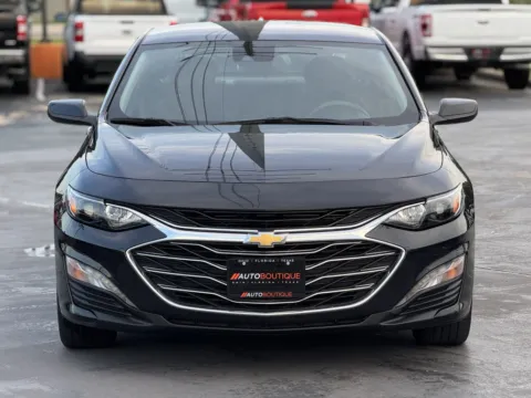 More photos of 2023 Chevrolet Malibu LT at Auto Boutique Texas, TX