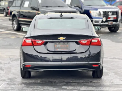 More photos of 2023 Chevrolet Malibu LT at Auto Boutique Texas, TX