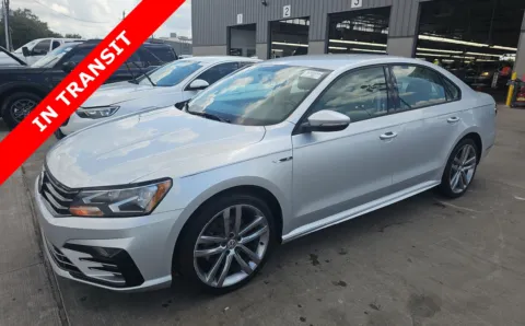 Silver 2018 Volkswagen Passat R-Line for sale in Alvin, TX