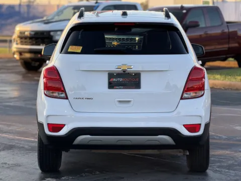 More photos of 2021 Chevrolet Trax LT at Auto Boutique Texas, TX