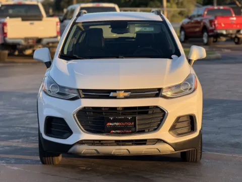 More photos of 2021 Chevrolet Trax LT at Auto Boutique Texas, TX
