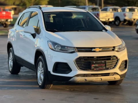 Photos of 2021 Chevrolet Trax LT for sale in Alvin, TX at Auto Boutique Texas