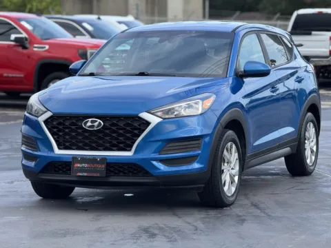 Another view of 2019 Hyundai Tucson SE for sale in Alvin, TX at Auto Boutique Texas