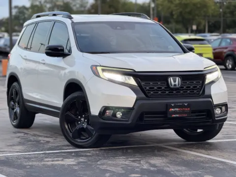 Photos of 2019 Honda PASSPORT E Elite for sale in Alvin, TX at Auto Boutique Texas