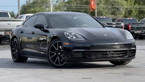 Black 2018 Porsche Panamera 4S for sale in Alvin, TX