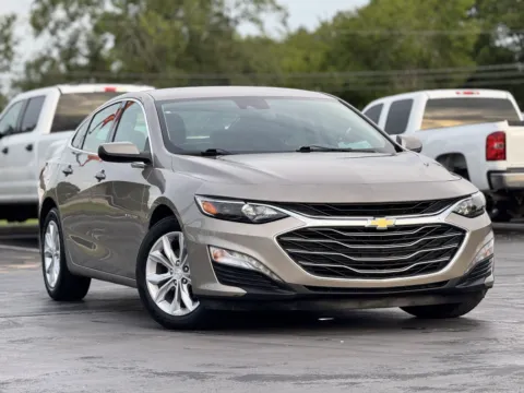 Photos of 2023 Chevrolet Malibu LT for sale in Alvin, TX at Auto Boutique Texas