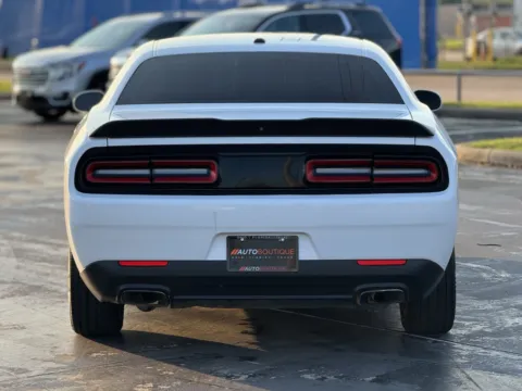 More photos of 2017 Dodge Challenger SXT at Auto Boutique Texas, TX