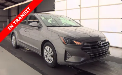 Gray 2020 Hyundai Elantra SE for sale in Alvin, TX