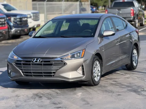 Another view of 2020 Hyundai Elantra SE for sale in Alvin, TX at Auto Boutique Texas
