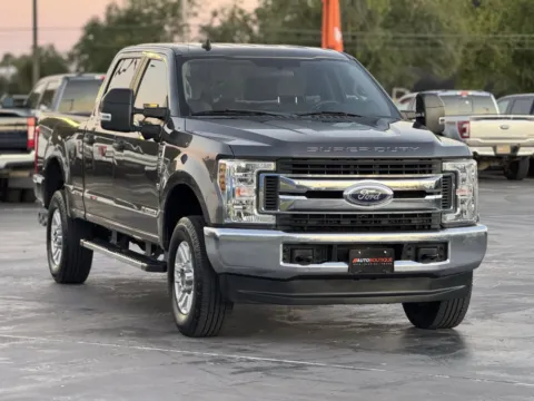 Photos of 2019 Ford Super Duty F-250 SRW XL for sale in Alvin, TX at Auto Boutique Texas