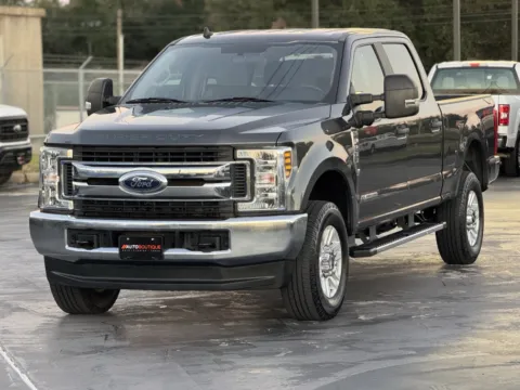 Another view of 2019 Ford Super Duty F-250 SRW XL for sale in Alvin, TX at Auto Boutique Texas