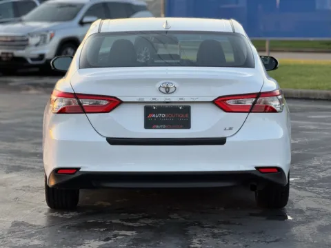 More photos of 2018 Toyota Camry LE at Auto Boutique Texas, TX